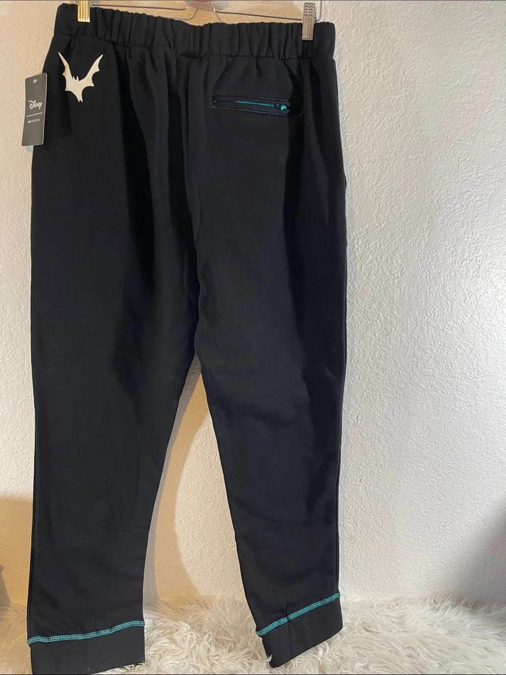 Our Universe Disney Muppets Haunted Mansion Patches Jogger Sweatpants Pockets M